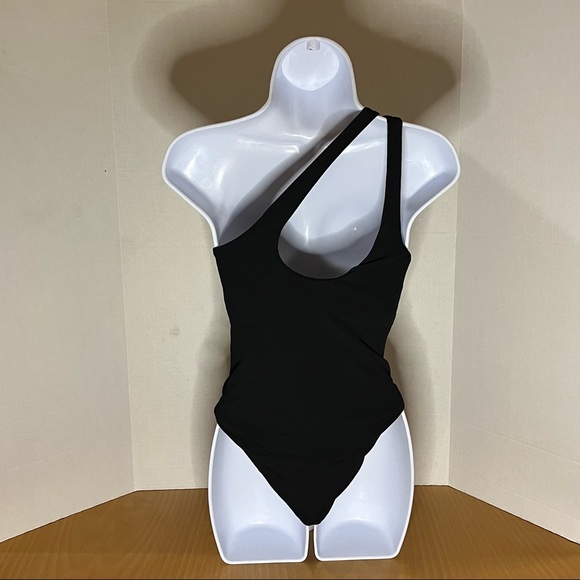 NWOT L*Space Phoebe Classic One-Shoulder Rib One-Piece Swimsuit - Picture 3 of 9